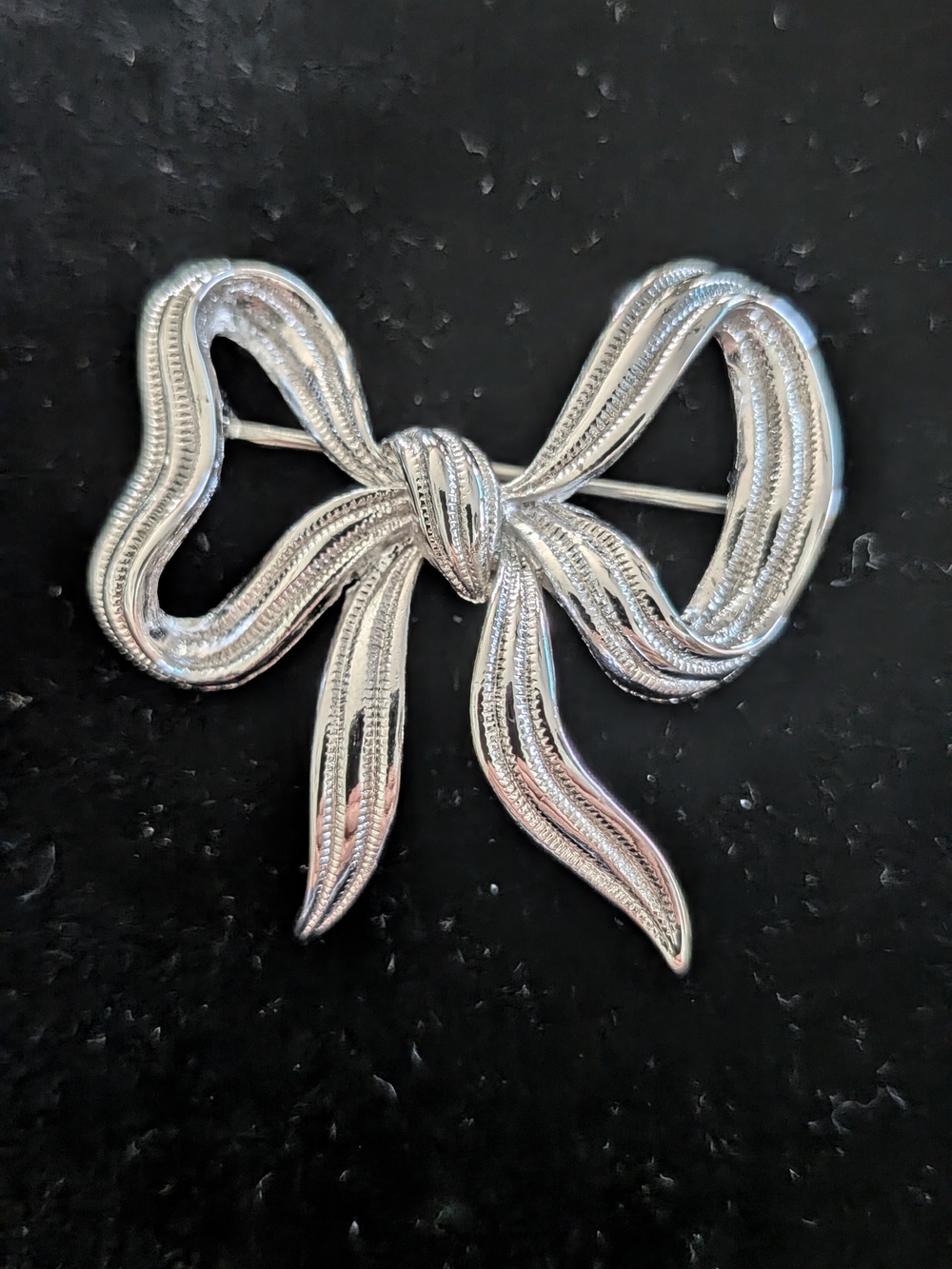 Vintage Minet Silver Bow Brooch